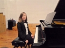 17 pianistów w muzycznej sali (9)